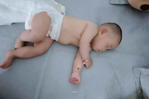 湘阴1岁宝宝可以吃盐吗
